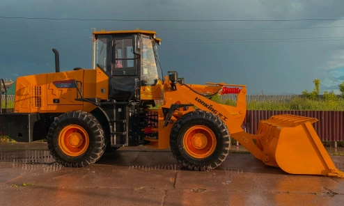 Фронтальный погрузчик Lonking CDM835N, 3 гидролинии